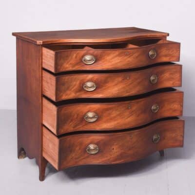 George III Serpentine Fronted Figured Mahogany Chest of Drawers - Image 9