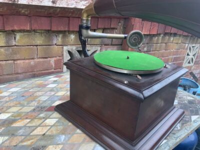 HMV Horn Gramophone - Image 5