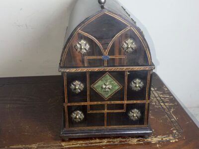 A Queens Jewels Domed coromandel Casket Antique Boxes 8