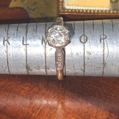 Diamond 18Ct Gold & Platinum Ladies ring. - Image 15