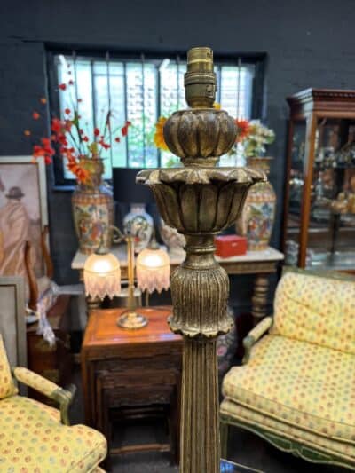 Gilt lamp standard - Image 3