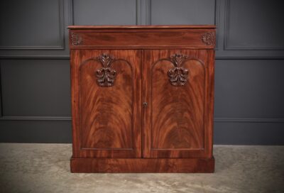 William IV Mahogany Dwarf Linen Press Cupboard Linen press Antique Cabinets 6