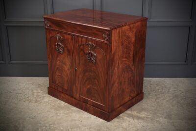 William IV Mahogany Dwarf Linen Press Cupboard Linen press Antique Cabinets 12