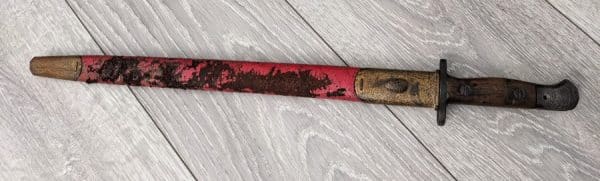1907 pattern British bayonet very unusual painted red and gold Military & War Antiques 8