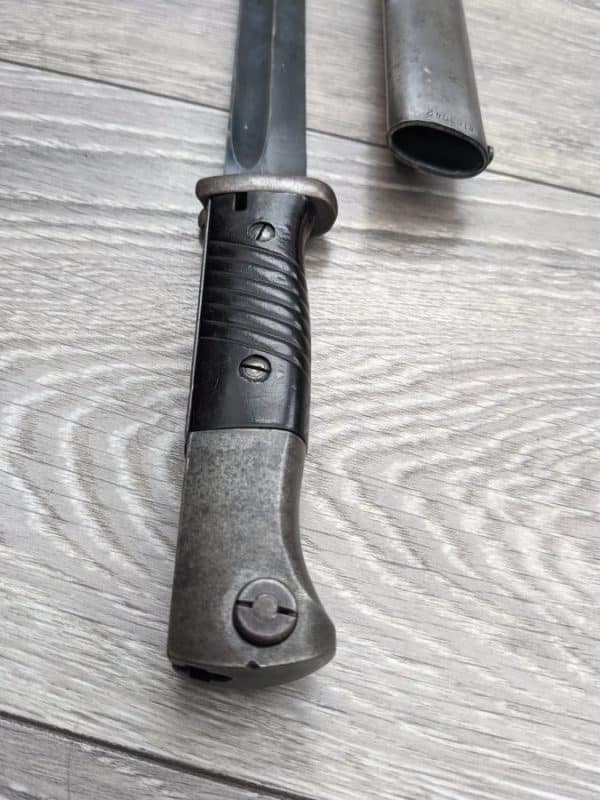 Rare German ww2 k98 bayonet dated 1942 with matching numbers very rare - Image 3