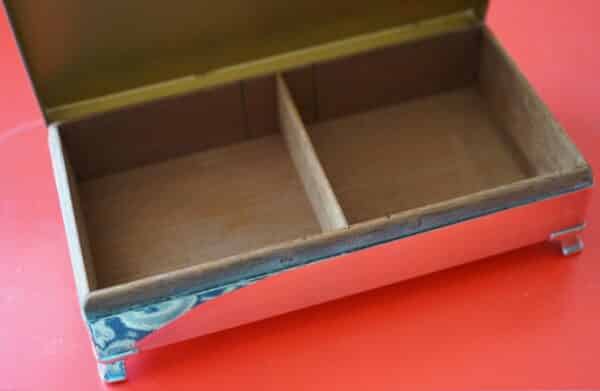 A Rare JOHN N LUNN Ltd (IRISH) E. P. N. S. Cigarette - Card - Jewellery Box - Image 2