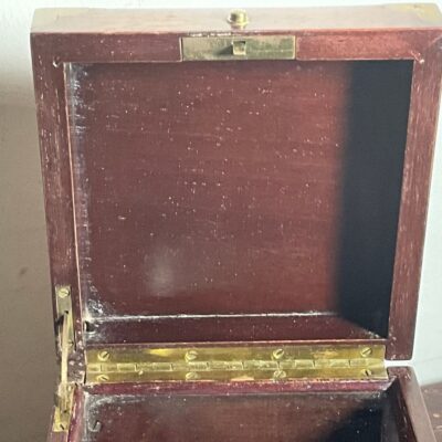 Waltham Ships Clock cased working clock - Image 4