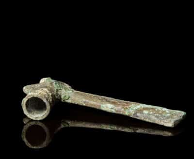 Luristan Iron-age bronze decorated socketed axe - Image 3
