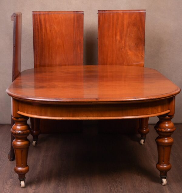Quality Victorian Mahogany Extending Dining Table SAI1738
