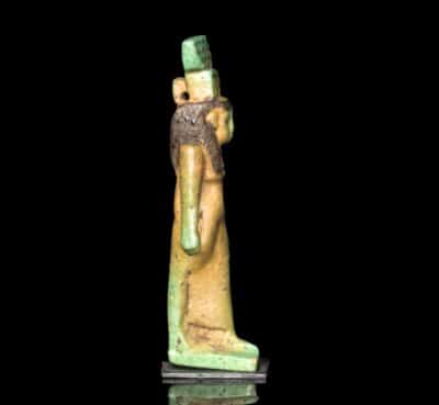 Large Egyptian faience amulet of Nephthys - Image 2