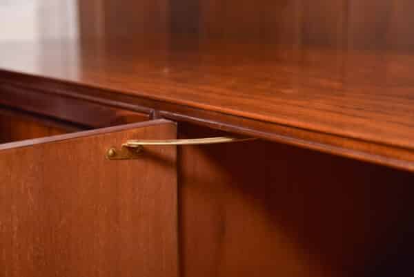 10 pc McIntosh of Kirkcaldy Dining Suite SAI2620 - Image 18