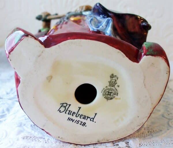 Vintage Royal Doulton English Porcelain Figurine ~ "Bluebeard" ~ HN 1528 - Image 5