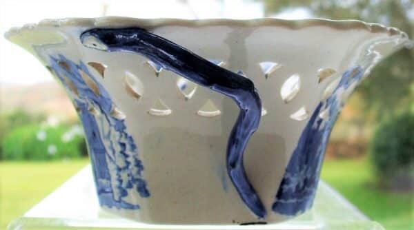 Antique English Georgian Blue and White Transfer Chestnut Basket ~ "River Scene with Fort" ~ James and Ralph Clews - Image 5