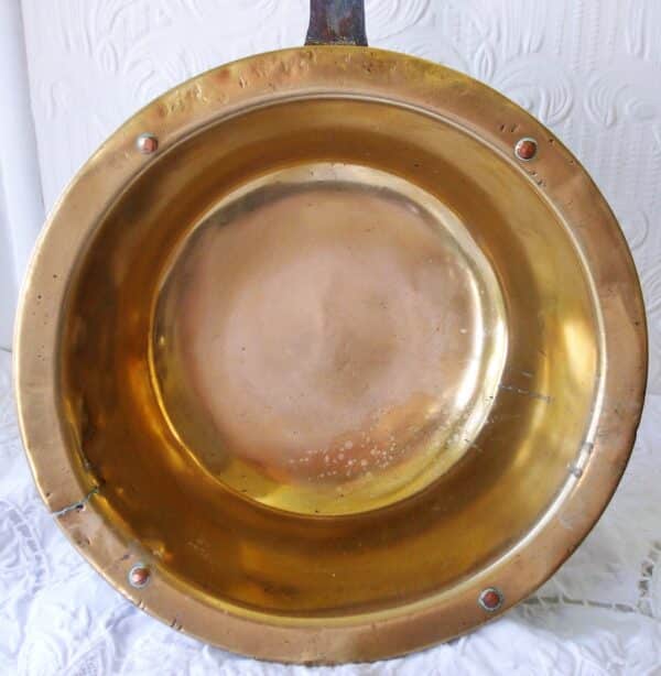 Antique English Georgian Brass Down-hearth Skillet - Image 2