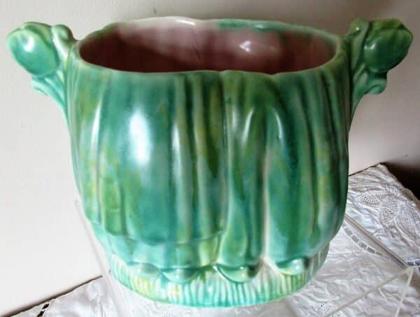 Vintage English "Dutch Couple" Pottery Biscuit Barrel ~ Arthur Wood & Son - Image 6