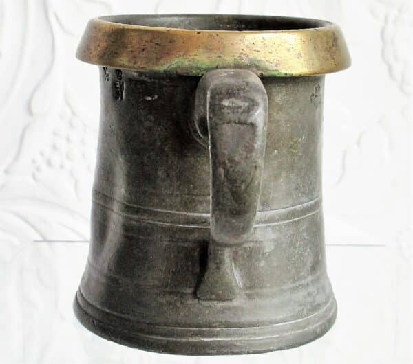 Antique English Victorian Pewter Half Pint Grain Measure - Image 2