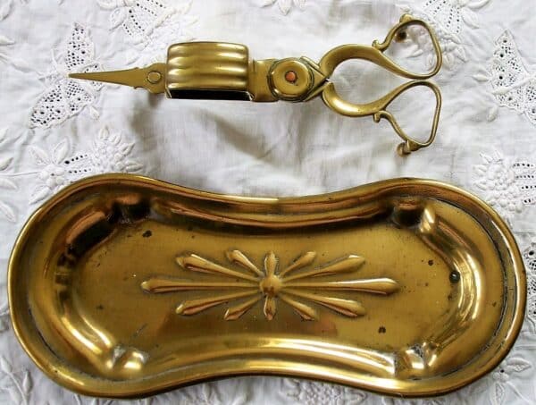 Pair of Antique English Victorian Art Nouveau Brass Candle Snuffers with Tray - Image 2