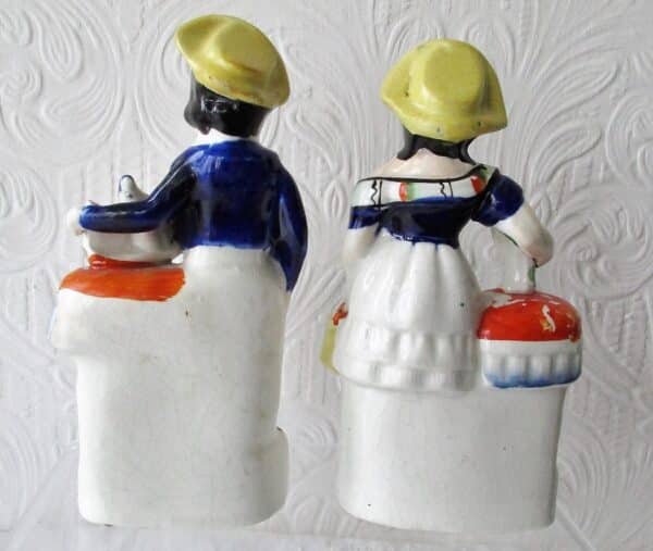 Pair of Antique English Victorian Staffordshire Pottery Royal Portrait Figures ~ Prince of Wales and the Princess Royal ~ P A135 / A136 ~ H 565a / H 566a - Image 3