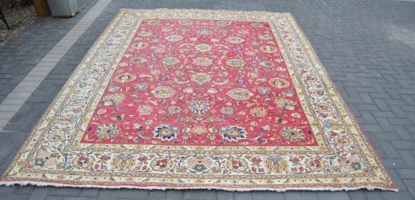 Iranian Hand Made Woollen Carpet/ Rug SAI3073