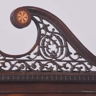 Fine George III Inlaid Mahogany Bureau Bookcase in Excellent Condition - Image 15