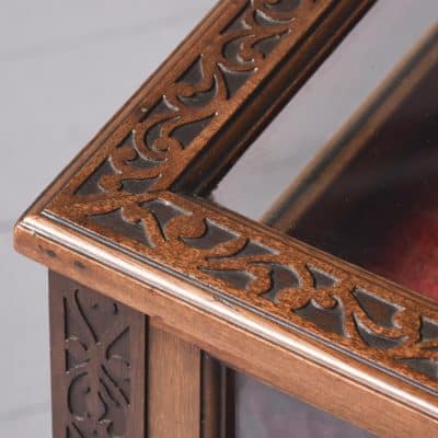 Late Victorian Mahogany Glazed Top Bijouterie Table in The Chinese Chippendale Style - Image 4