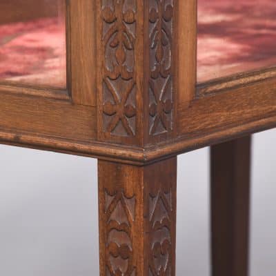 Late Victorian Mahogany Glazed Top Bijouterie Table in The Chinese Chippendale Style - Image 5