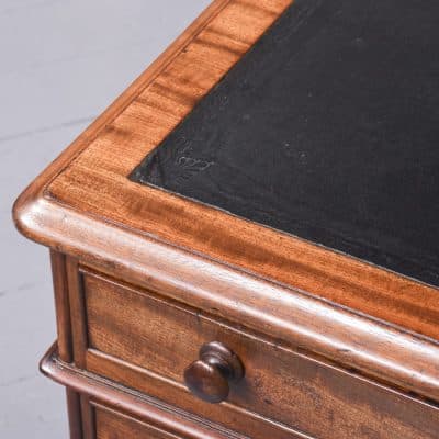 Superb Quality William IV Large Mahogany Partners Desk - Image 2