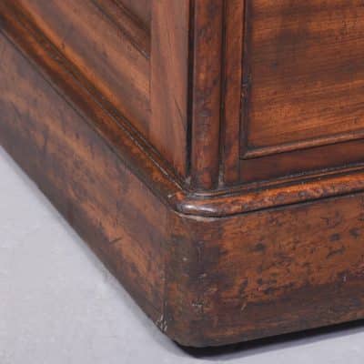 Superb Quality William IV Large Mahogany Partners Desk - Image 4