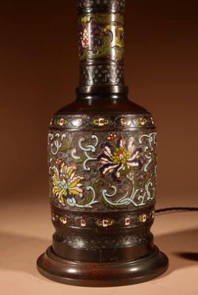Original Impressive Champlevé Japanese bronze table lamp. - Image 7