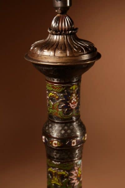 Original Impressive Champlevé Japanese bronze table lamp. - Image 3