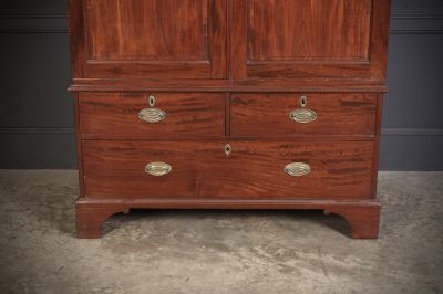 18th Century Mahogany Bachelors Wardrobe - Image 5