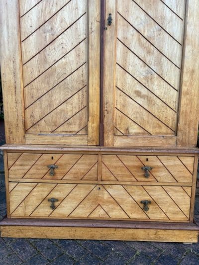 Gothic Revival Wardrobe c1890 - Image 7