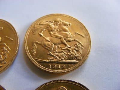 6 FULL 22ct sovereigns George V 1911, 1912 Titanic Year, 1913 Original Receipt - Image 3