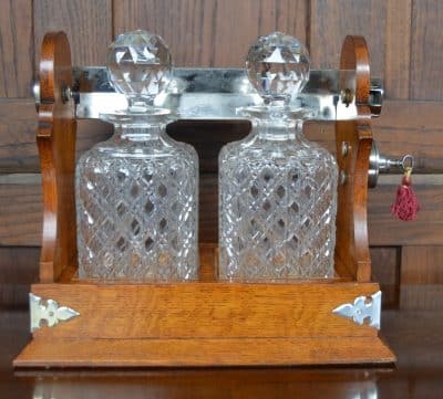 Edwardian Oak Tantalus SAI3513 - Image 10