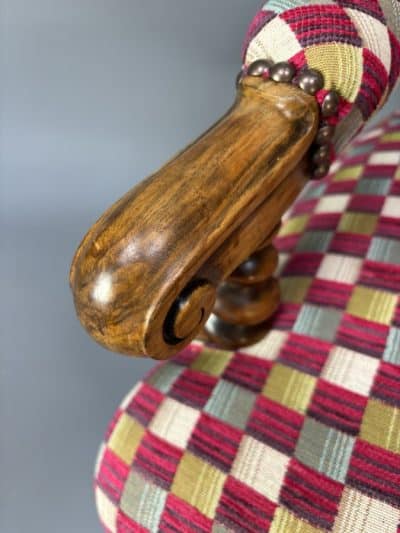 Late Victorian Walnut Easy Chair - Image 3