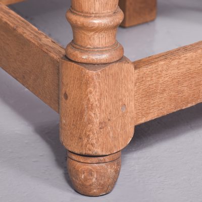 A Carved Oak Throne Chair - Image 4
