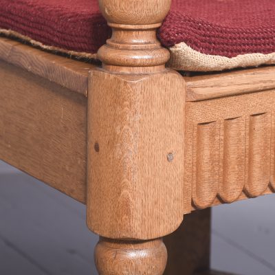 A Carved Oak Throne Chair - Image 5