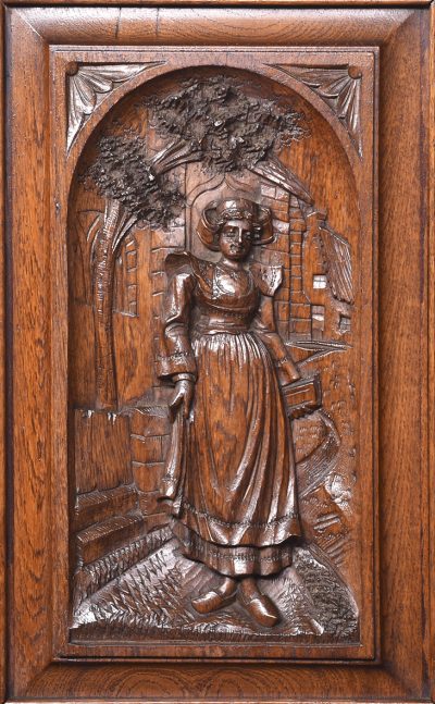 Magnificent Carved Oak Flemish Hall Stand of Very Large Proportions - Image 6