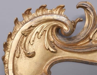 A Mid-19th Century Carved Wood and Gilded Wall Mirror - Image 3