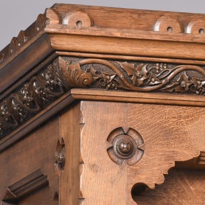 Rare Carved 19th Century Quality Gothic Cupboard in Quarter-Cut Oak - Image 2