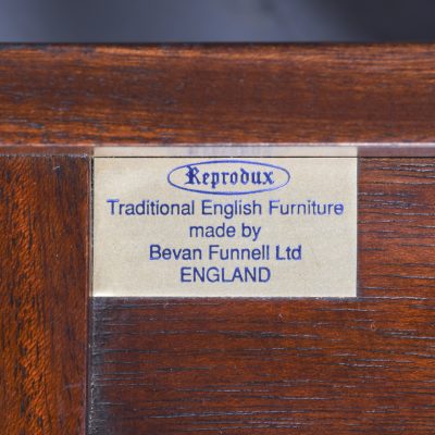 Pair of Georgian Style Demi-lune tables - Image 10