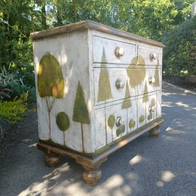 Folk Art chest of drawers - Image 3