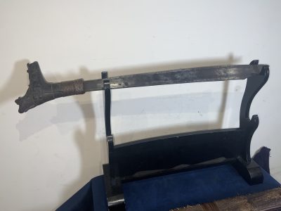 HEAD HUNTERS PARANG AND CARVED SCABBARD - Image 18