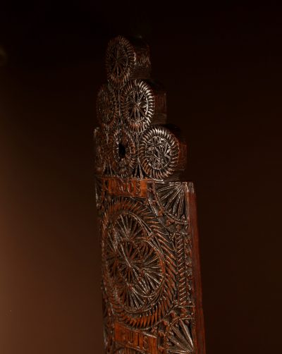 Wedding Love Gift Very Fine Chip Carved Oak Dutch mangling Board 18th/19th Century. - Image 6