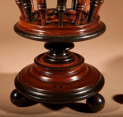 A Beautiful Walnut And Ebonised Tea Stove Bucket/Peat Bucket Planter/Jardinière. - Image 8