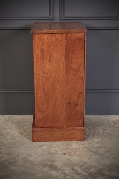 Pair of Walnut Bedside Chests - Image 6
