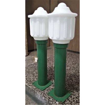 A Pair Vintage Green Garden Light, Unused. - Image 3