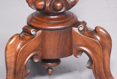 Fine Quality George III Crossbanded Mahogany Chest on Chest - Image 5