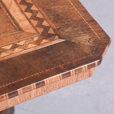 Large Marquetery Inlaid Sorrento Walnut Table in Excellent Condition - Image 2