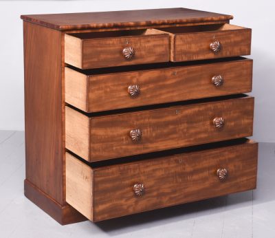 Quality Mahogany Chest of Drawers - Image 9